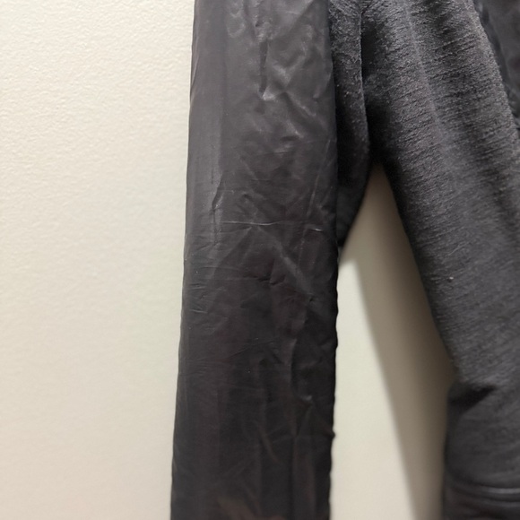 Rare Lululemon Pedal Power Jacket - Black 🔥Hot Pick🔥 - Picture 8 of 15